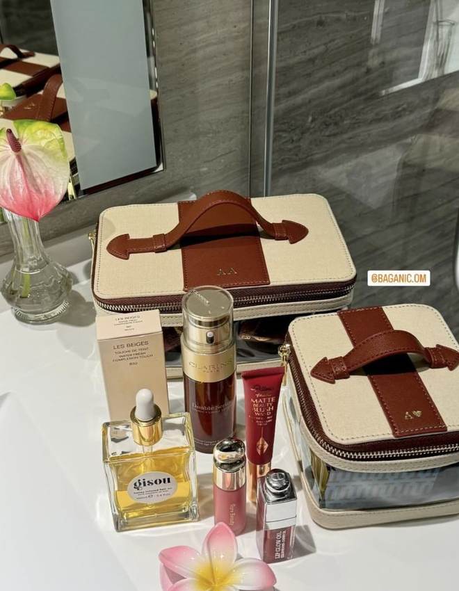 Baganic Makeup Bag, customer photo